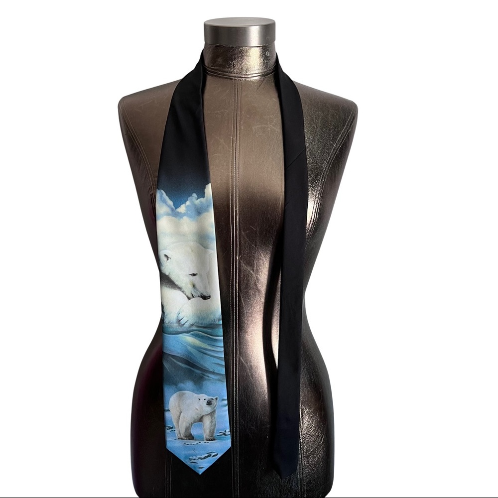 D’em Crazy Men’s Blue Polar Bear Novalty Necktie